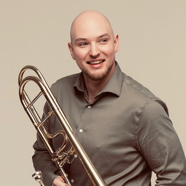 Photo Portrait of Steven Osborne, principal trombone.