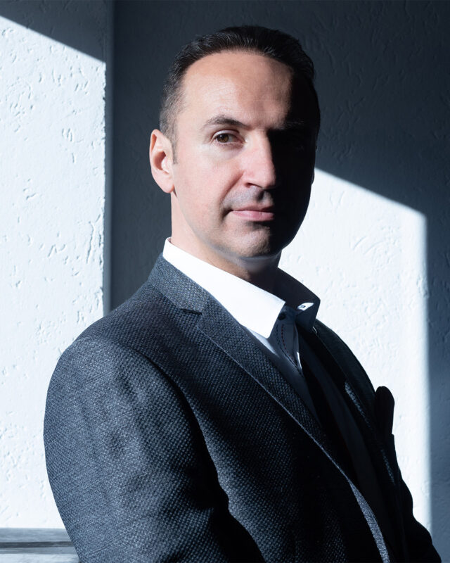 Portrait of pianist Simon Trpceski.