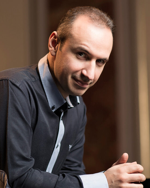 Portrait of pianist Simon Trpceski.